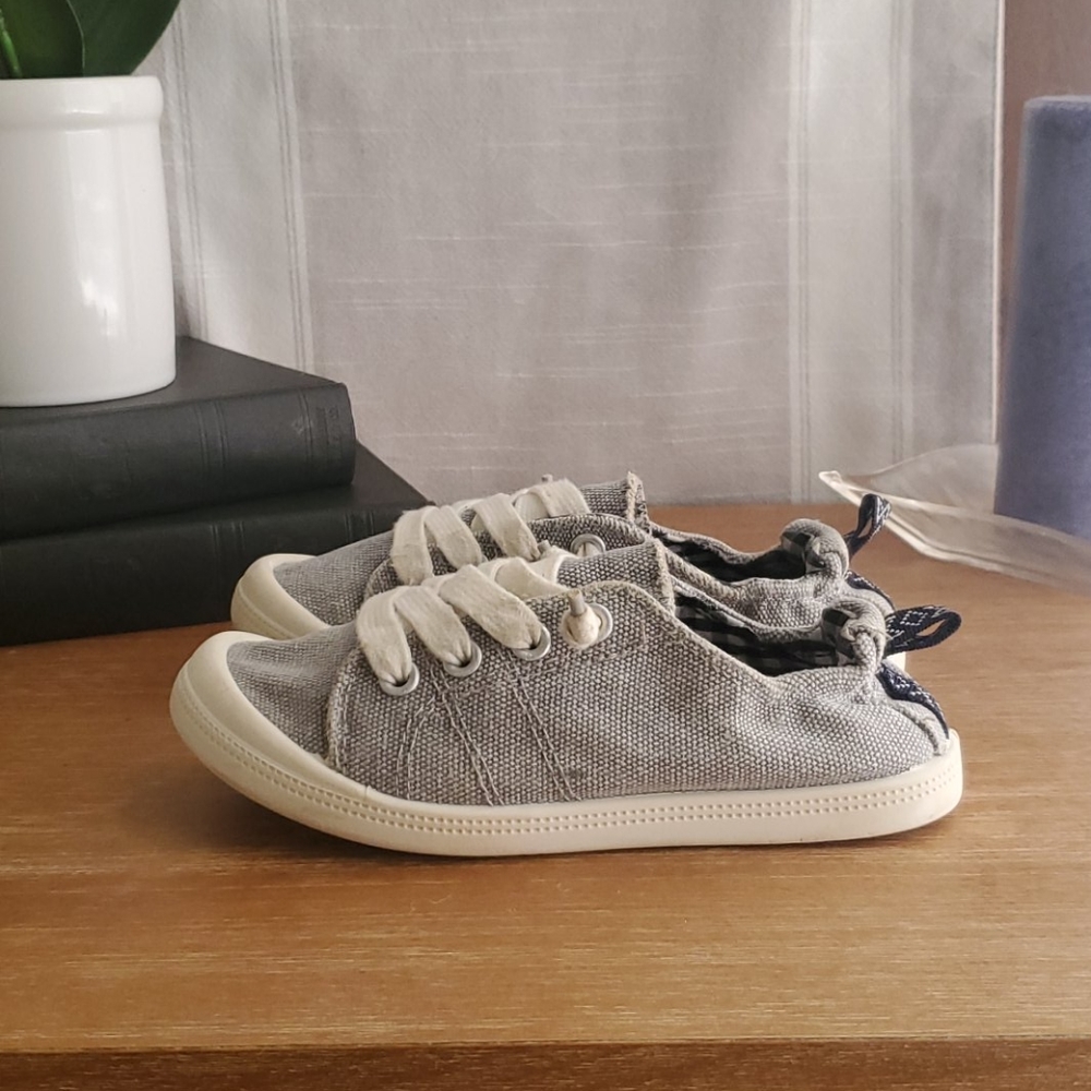 Canvas Sneaker